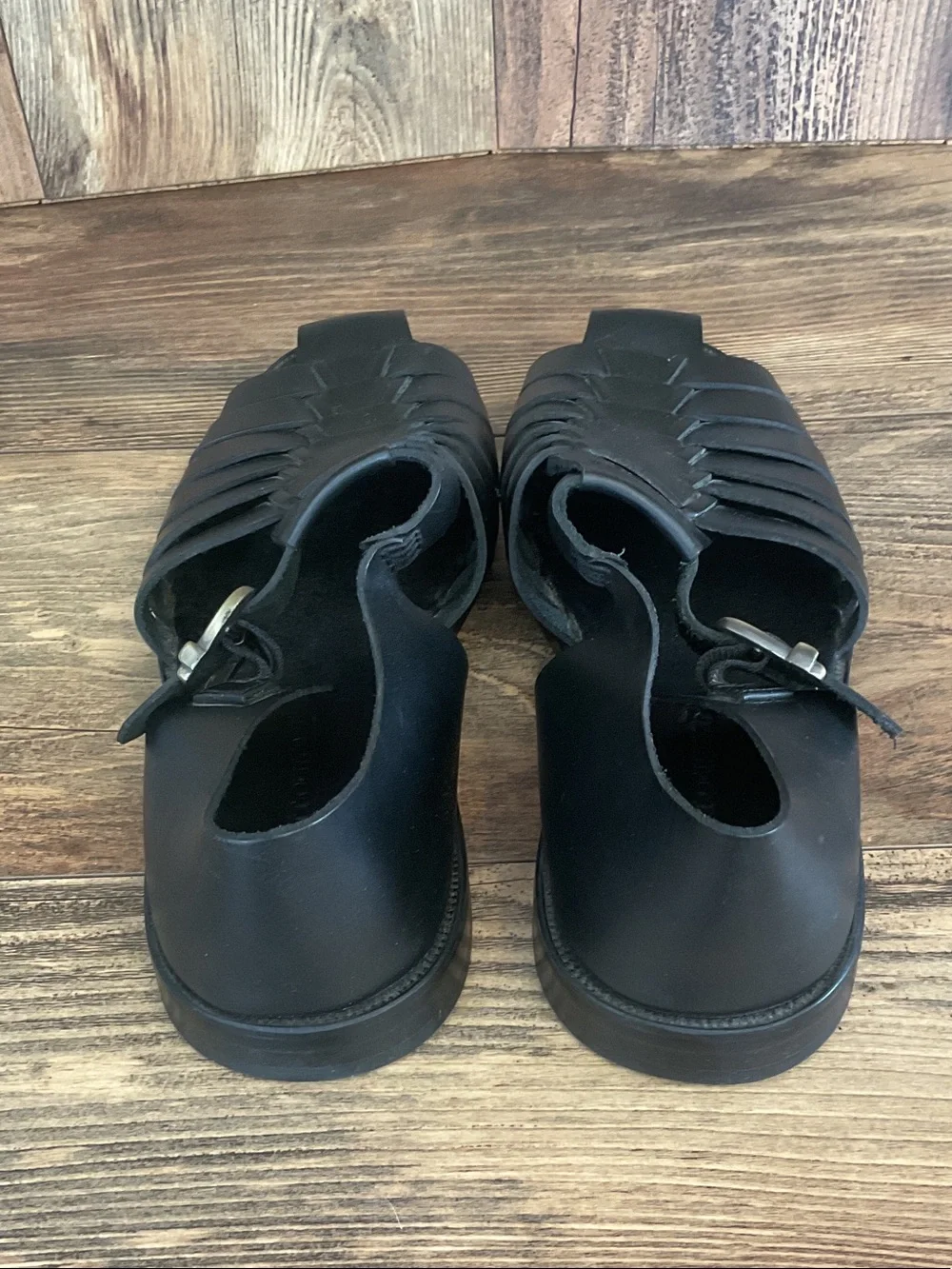 Pronto Uomo Men's Black Leather Closed Toe Fisherman Sandals 8M